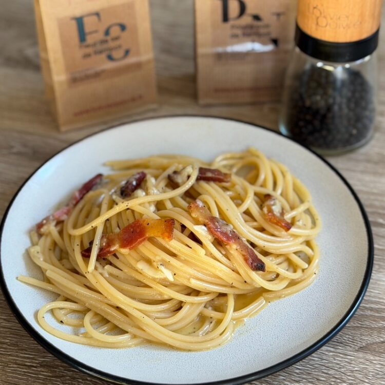 Pâtes carbonara au poivre noir de Kampot